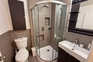 511 NE 161st St, Miami, FL 33162 - Photo 9