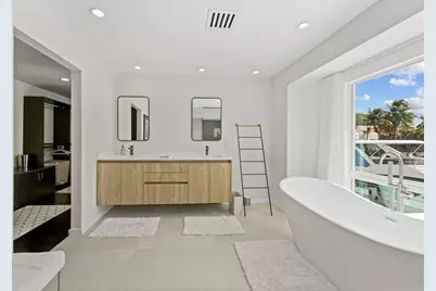 325  Seven Isles Dr, Fort Lauderdale, FL 33301 - Photo 45