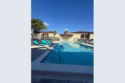 660 W Park Dr, Unit #206, Miami, FL 33172 - Photo 19