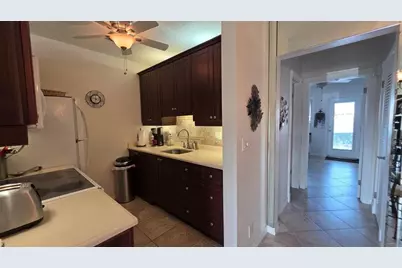 1030 SW 11th St, Unit #5M, Hallandale Beach, FL 33009 - Photo 13