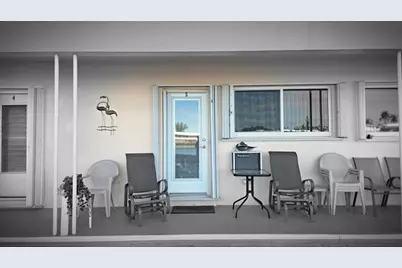 1030 SW 11th St, Unit #5M, Hallandale Beach, FL 33009 - Photo 17