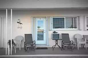 1030 SW 11th St, Hallandale Beach, FL 33009 - Photo 17