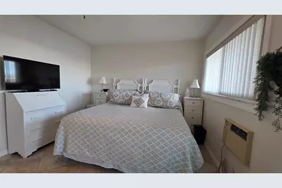 1030 SW 11th St, Unit #5M, Hallandale Beach, FL 33009 - Photo 23