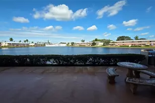 1030 SW 11th St, Hallandale Beach, FL 33009 - Photo 19