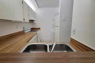 3712 N University Dr, Coral Springs, FL 33065 - Photo 9