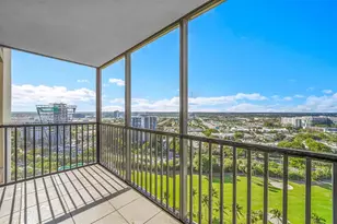 20335 W Country Club Dr, Aventura, FL 33180 - Photo 3