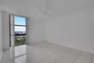 20335 W Country Club Dr, Aventura, FL 33180 - Photo 7