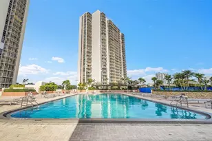 20335 W Country Club Dr, Aventura, FL 33180 - Photo 5