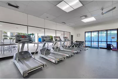 20335 W Country Club Dr, Unit #2210, Aventura, FL 33180 - Photo 31