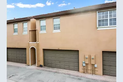 1061 SW 147th Ter, Pembroke Pines, FL 33027 - Photo 5