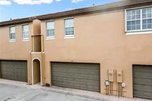 1061 SW 147th Ter, Pembroke Pines, FL 33027 - Photo 5