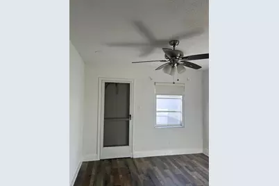 7001 NW 76th Ct, Tamarac, FL 33321 - Photo 27