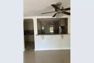 7001 NW 76th Ct, Tamarac, FL 33321 - Photo 3