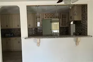 7001 NW 76th Ct, Tamarac, FL 33321 - Photo 3