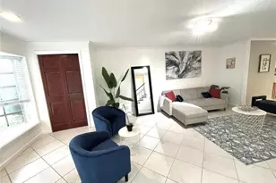 619 Kensington Pl, Wilton Manors, FL 33305 - Photo 9