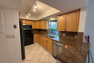 619 Kensington Pl, Wilton Manors, FL 33305 - Photo 19