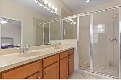 4025  Cascada Cir, Hollywood, FL 33024 - Photo 17