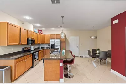 4025  Cascada Cir, Hollywood, FL 33024 - Photo 5