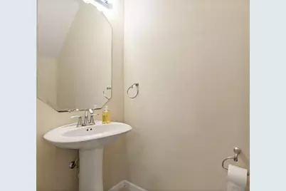 4025  Cascada Cir, Hollywood, FL 33024 - Photo 19