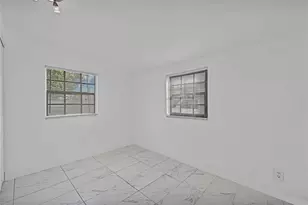 1114 NW 39th St, Miami, FL 33127 - Photo 7