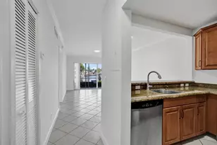 2201 SE 9th St, Pompano Beach, FL 33062 - Photo 63