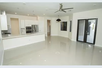 10660 S Lago Vista Cir, Parkland, FL 33076 - Photo 7