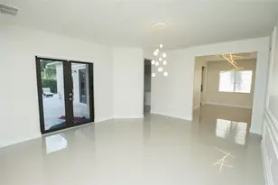 10660 S Lago Vista Cir, Parkland, FL 33076 - Photo 11