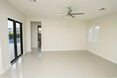 10660 S Lago Vista Cir, Parkland, FL 33076 - Photo 21