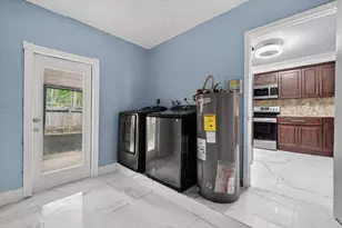 15775 N Miami Ave, Miami, FL 33169 - Photo 31