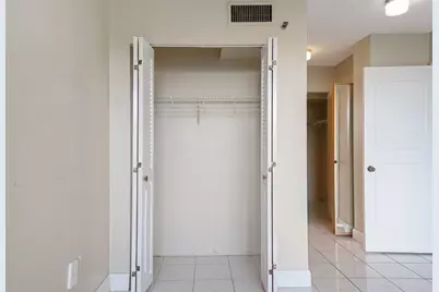 1300  Saint Charles Pl, Unit #507, Pembroke Pines, FL 33026 - Photo 13