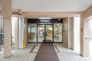 1300 St Charles Pl, Pembroke Pines, FL 33026 - Photo 19