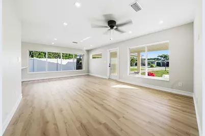 4751 NE 4th Ave, Oakland Park, FL 33334 - Photo 3