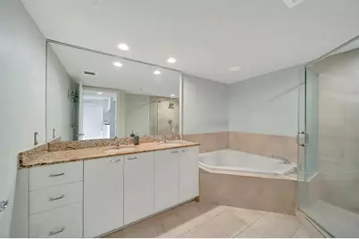 610 W Las Olas Blvd, Unit #1520N, Fort Lauderdale, FL 33312 - Photo 25