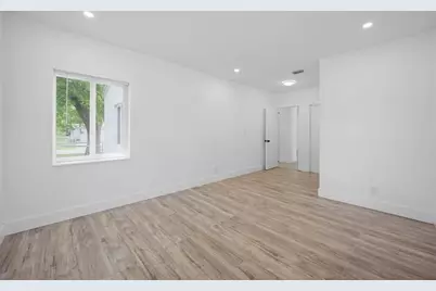 2601  Taylor St, Hollywood, FL 33020 - Photo 11