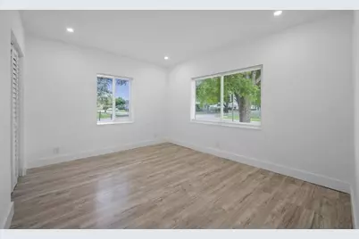 2601  Taylor St, Hollywood, FL 33020 - Photo 17