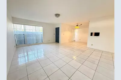 812 SW 73 Av, Unit #8, North Lauderdale, FL 33068 - Photo 9