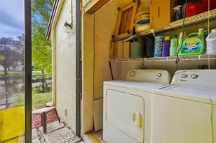 3281 Cocoplum Cir, Coconut Creek, FL 33063 - Photo 25