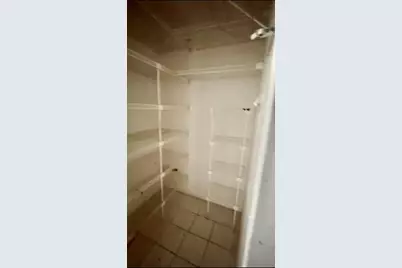 2800  Somerset Dr, Unit #J107, Lauderdale Lakes, FL 33311 - Photo 7