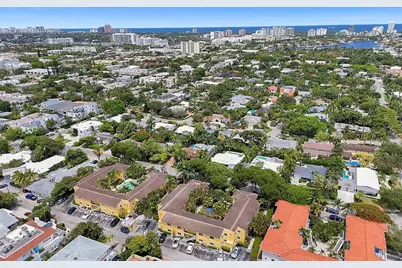 729 NE 16th Ave, Unit #D, Fort Lauderdale, FL 33304 - Photo 1