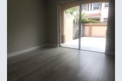 230  Riverwalk Cir, Sunrise, FL 33326 - Photo 7