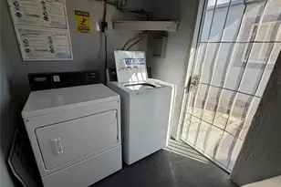 614 NE 3rd St, Hallandale Beach, FL 33009 - Photo 11