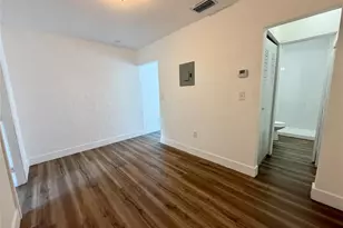 614 NE 3rd St, Hallandale Beach, FL 33009 - Photo 9