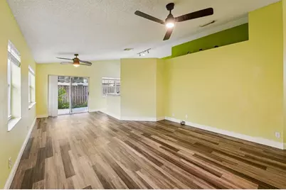 7330  Flores Way, Margate, FL 33063 - Photo 5