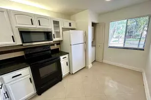 7931 Southgate Blvd, North Lauderdale, FL 33068 - Photo 9