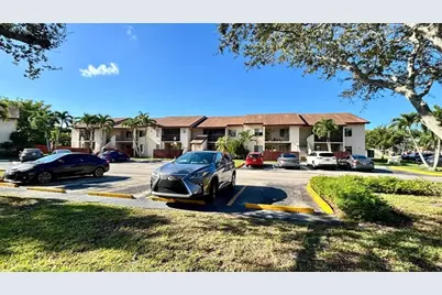 7931  Southgate Blvd, Unit #E8, North Lauderdale, FL 33068 - Photo 1