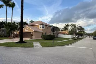 5532 Descartes Cir, Boynton Beach, FL 33472 - Photo 3