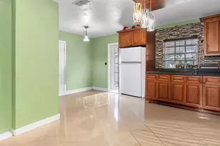 531 NE 61st St, Oakland Park, FL 33334 - Photo 3