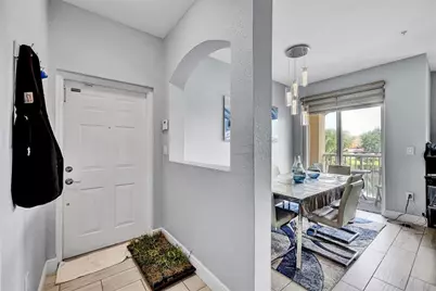 150  Jacaranda Country Club Dr, Unit #200, Plantation, FL 33324 - Photo 15