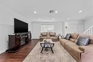 12256 NW 36th Pl, Sunrise, FL 33323 - Photo 9