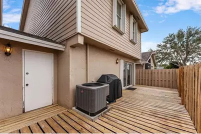 12256 NW 36th Pl, Sunrise, FL 33323 - Photo 23